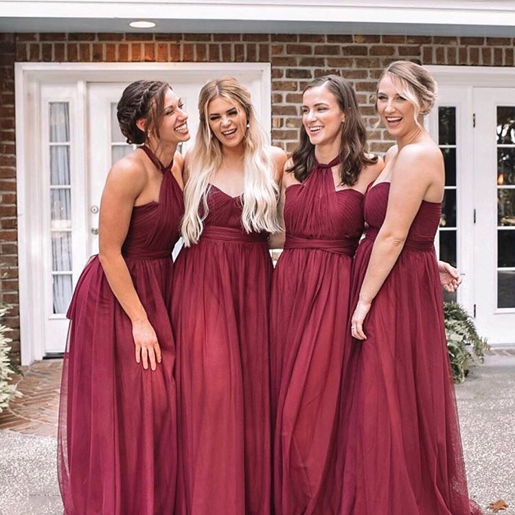 Vestidos de dama de honor convertibles en tul color burdeos