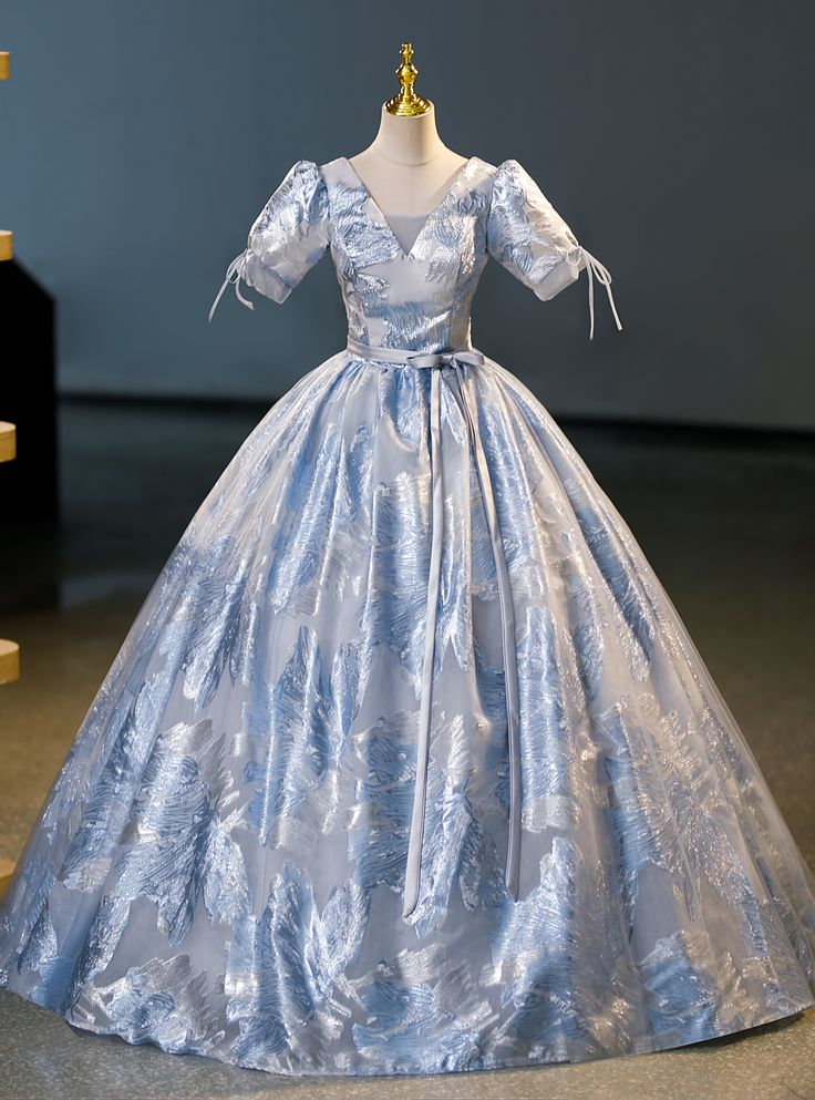 Elegante vestido de quinceañera azul estampado, corte en A, modelo Y7678