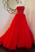 Robe de bal longue rouge de princesse à fines bretelles et volants appliqués