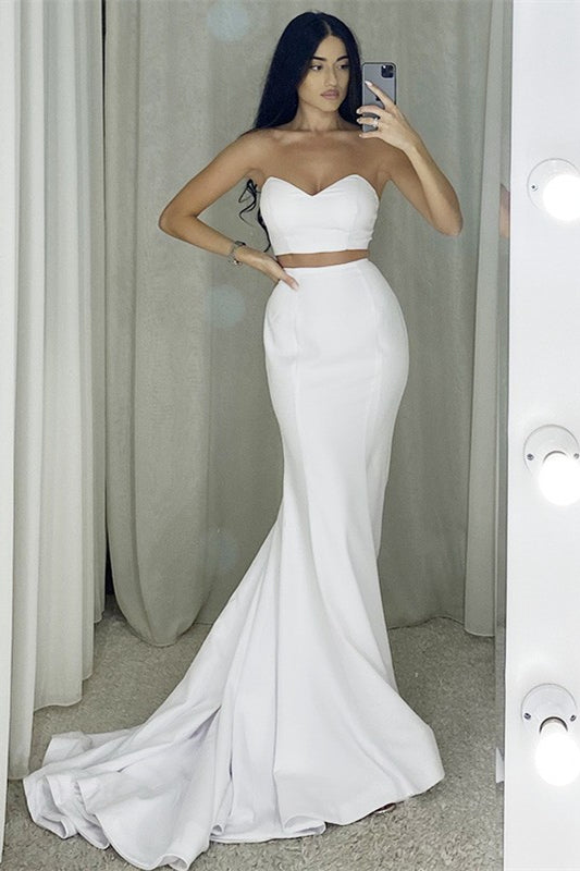 Robe de bal blanche sirène longue deux pièces sans bretelles