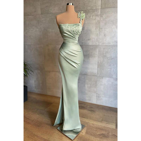Robe de bal longue sirène en satin à encolure carrée et perles 