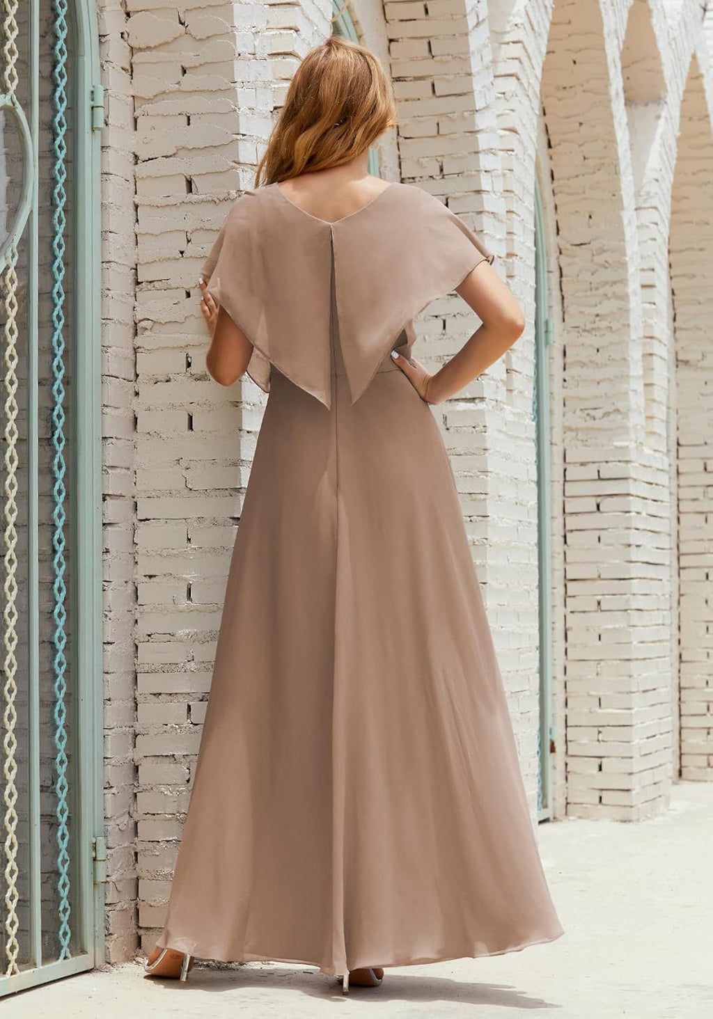 Vestidos de fiesta para la madre de la novia y vestidos formales para invitadas a la boda. 