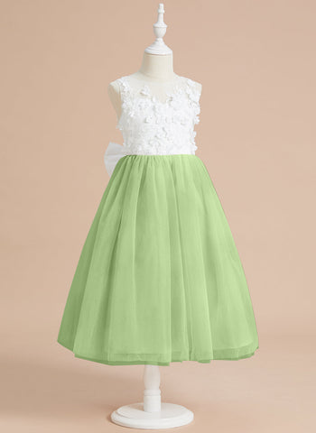 Vestido midi de encaje floral y lazo grande 