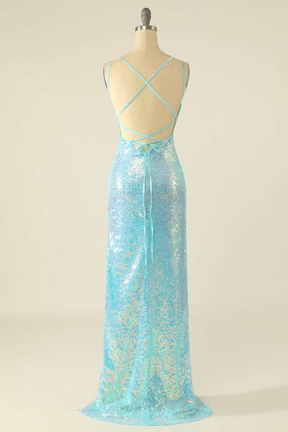 Robe de bal lavande à paillettes et franges
