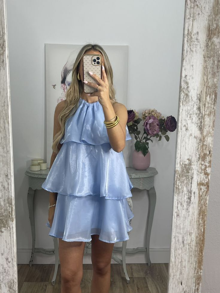 Robe de bal mini à volants en organza bleu simple, dos nu, Y8089