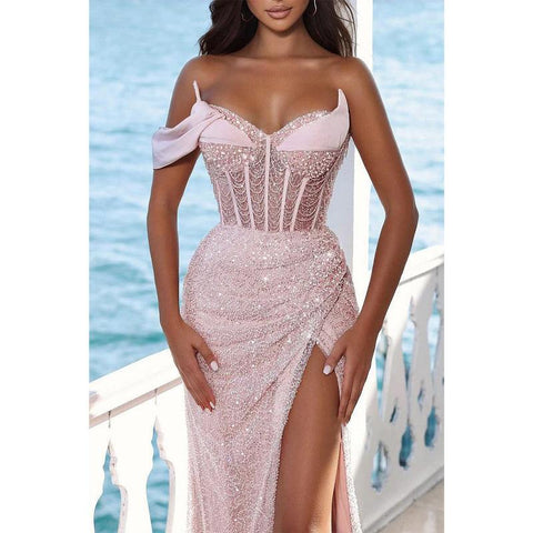 Robe de bal scintillante, asymétrique, ajustée, perlée, froncée et fendue sur le côté 