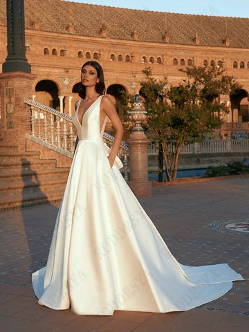 Spaghetti Straps V-Neck Vestido De Novia Sleeveless Appliques Satin Bride Party Backless A-Line Wedding Dress For Women