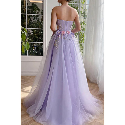 Robe de soirée longue bustier en tulle à fleurs appliquées, coupe trapèze