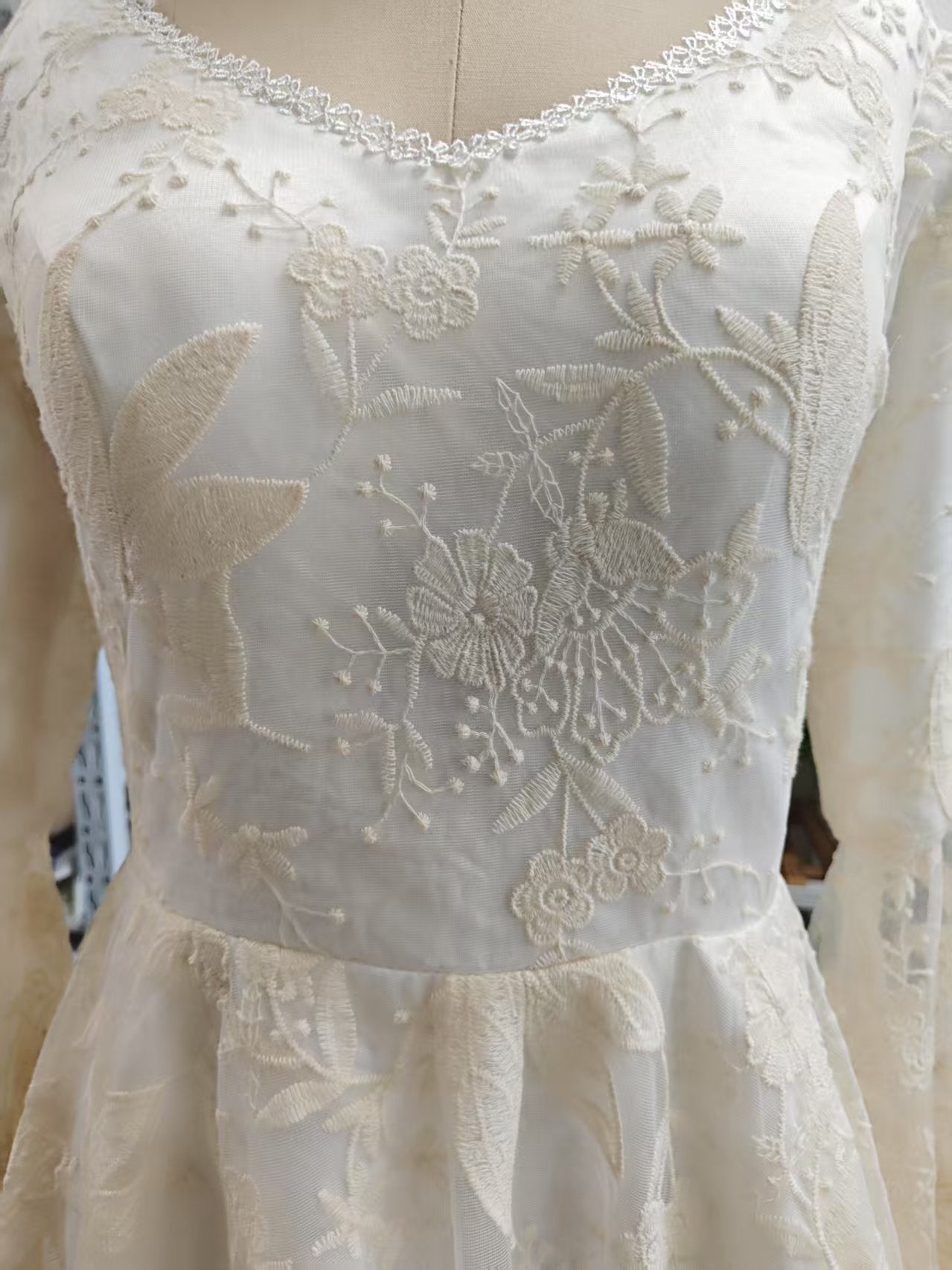Vintage Lace Applique Evening Dress A Line Long Prom Dress Y8371