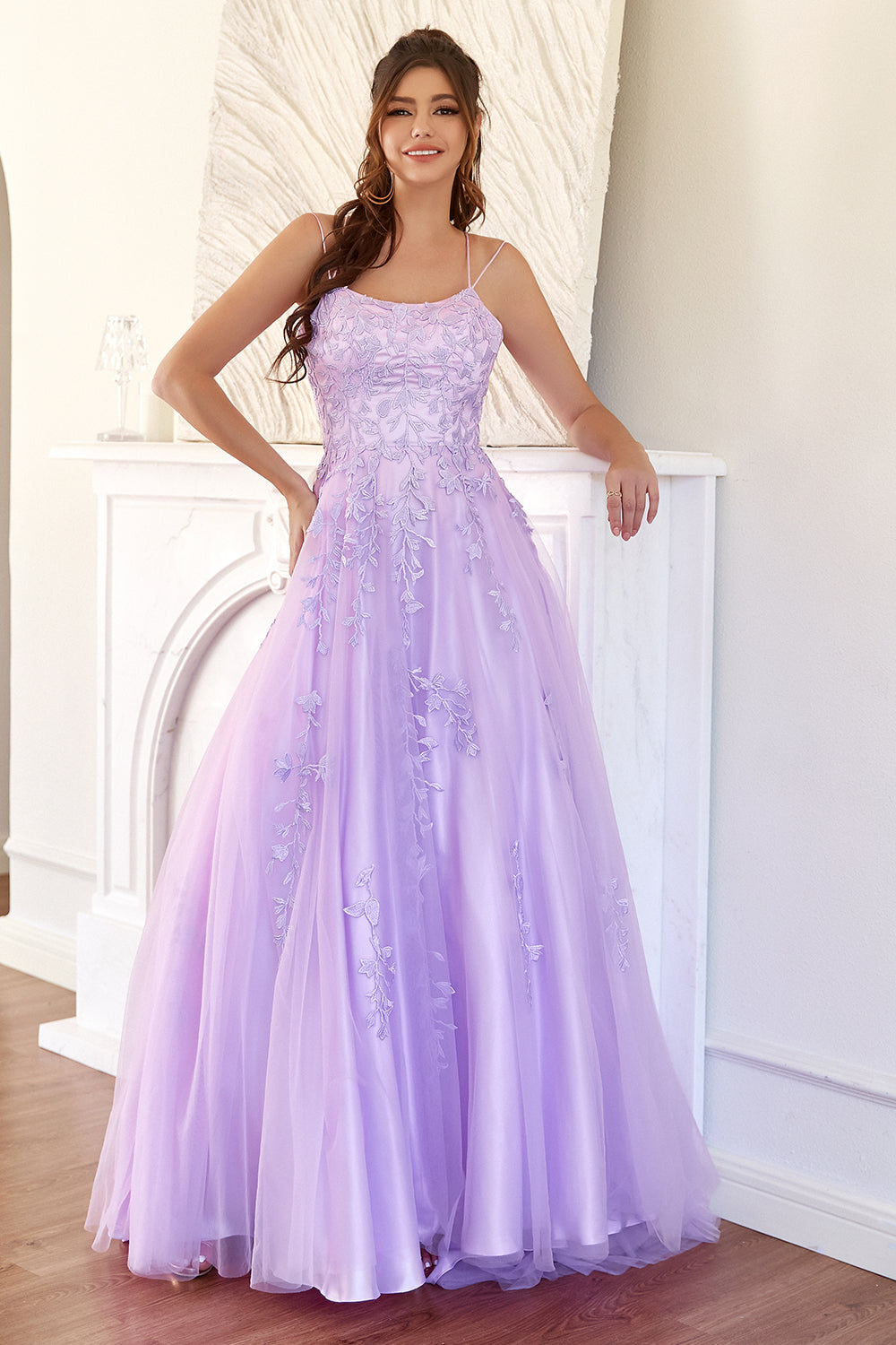 Robe de bal élégante lavande coupe trapèze