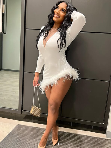 Vestido de fiesta blanco con escote pronunciado, estilo irregular y esponjoso, modelo Y332