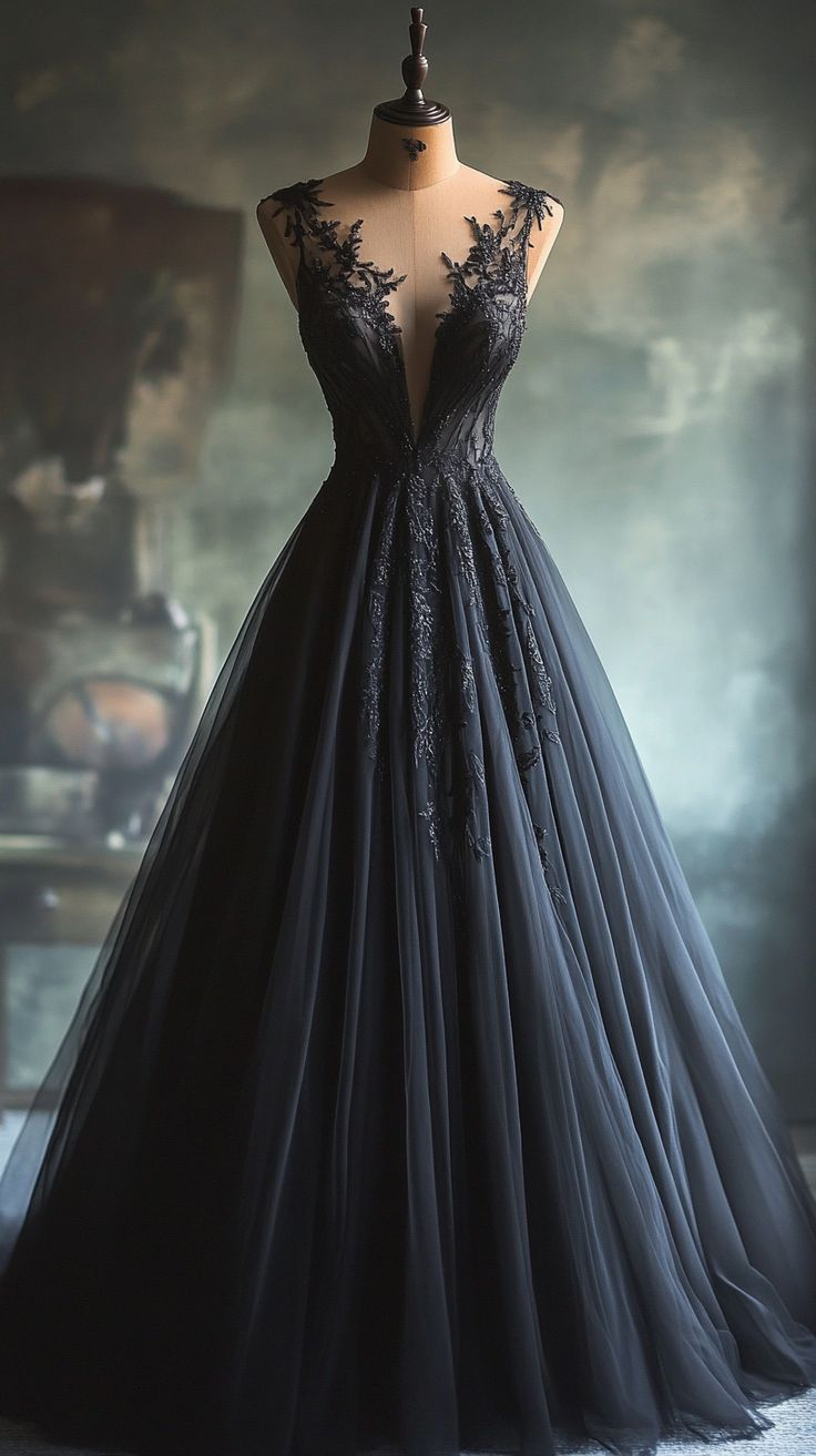 Elegante vestido de gala negro con apliques de tul, ideal para cumpleaños o quinceañera (Y7862)