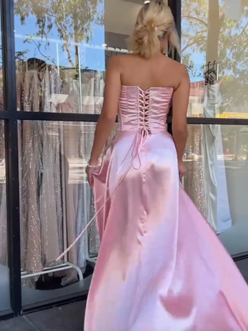 Vestido de noche formal de sirena rosa sin tirantes con cuentas de satén Y7866