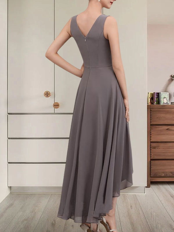 Vestido de corte A, escote en V, asimétrico, de gasa, para la madre de la novia, con lentejuelas y pedrería.