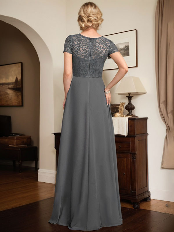 Vestido de corte A, escote corazón, largo hasta el suelo, de gasa, encaje, con cuentas y volantes en cascada para la madre de la novia.