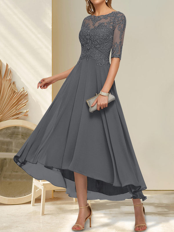 Vestido de novia de corte línea, escote barco, ilusión asimétrica, gasa, encaje y lentejuelas para la madre de la novia.