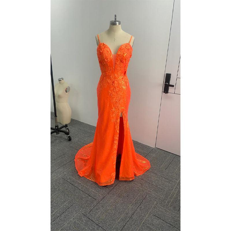 Robe de bal longue à bretelles spaghetti et paillettes orange avec fente