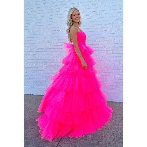 Robe de bal longue en tulle rose vif sans bretelles