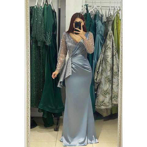 Robe de soirée sexy à col en V et manches longues plissées