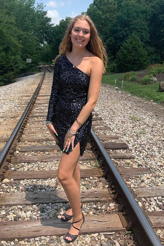 Vestido de fiesta de bienvenida con lentejuelas y mangas