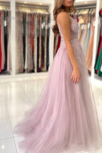 Vestido largo de fiesta sin mangas con tirantes finos, de tul y con cuentas