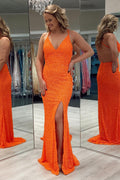 Robe de bal dos nu à sequins avec fente