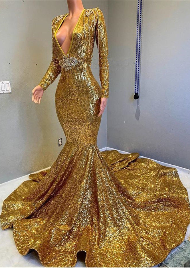 Vestido de fiesta largo dorado con lentejuelas, escote en V, sin mangas y estilo sirena.
