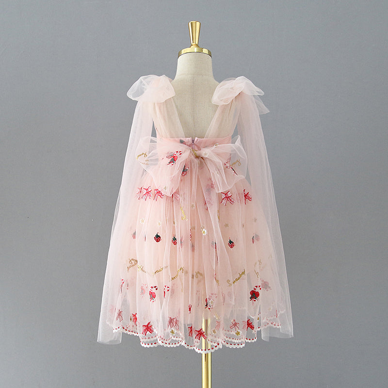 Vestido de niña de las flores de tul hasta la rodilla con bordado de fresas 