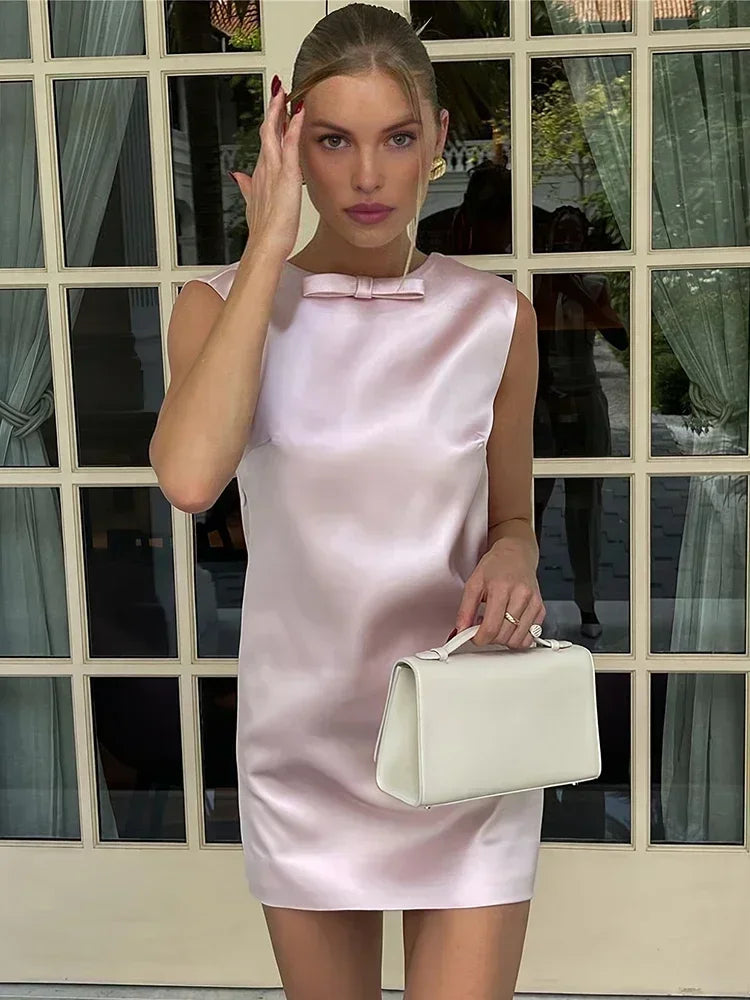 Vestido corto de satén TARUXY para mujer, sexy, sin espalda, con lazo, sin mangas, estilo tankini, ideal para fiestas y eventos elegantes. 
