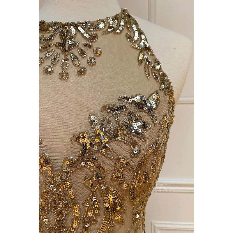 Vestido de fiesta largo con cuello halter y cuentas doradas, corte tubo/columna, vestido formal de noche 