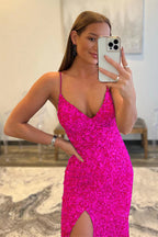 Robe de bal à paillettes scintillantes fendue