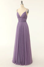 Vestido de dama de honor corte A con tirantes finos y volantes