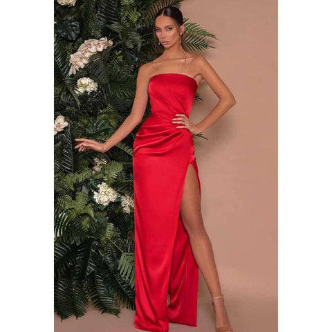 Vestido largo de noche formal de satén fruncido sin tirantes con abertura