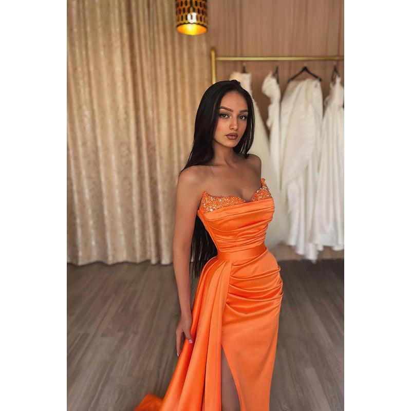 Vestido formal de noche de graduación sin mangas de satén con lentejuelas y sin tirantes