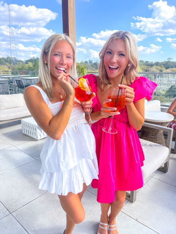 Vestido blanco elegante de corte A para fiesta de bienvenida, ideal para la playa (modelo Y2790)