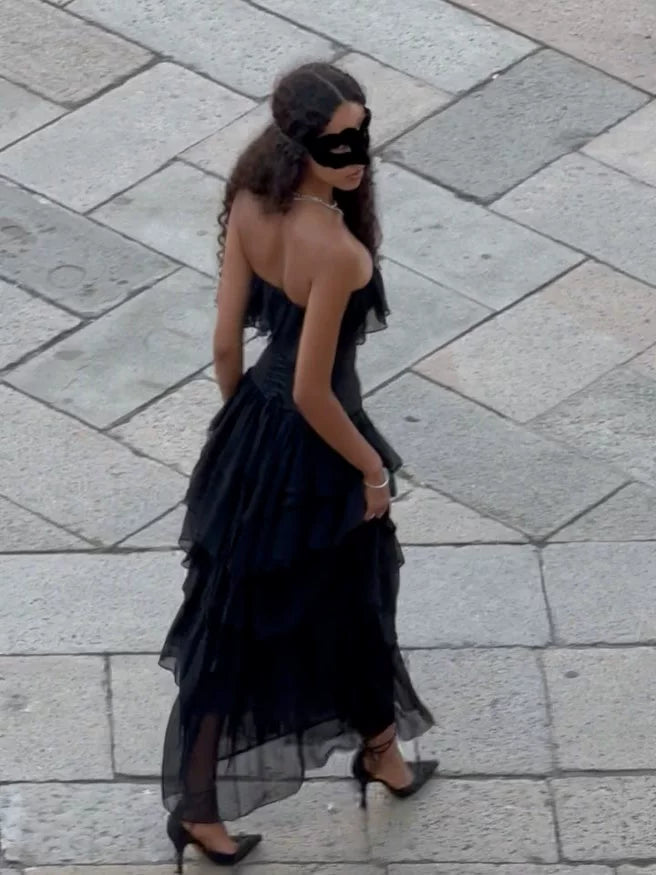 Vestido de noche vintage negro sin tirantes con volantes – Vestido de noche transparente con cintura ceñida para gala y pasarela 