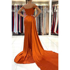 Vestidos de fiesta formales largos con escote en forma de corazón, pliegues y abertura alta