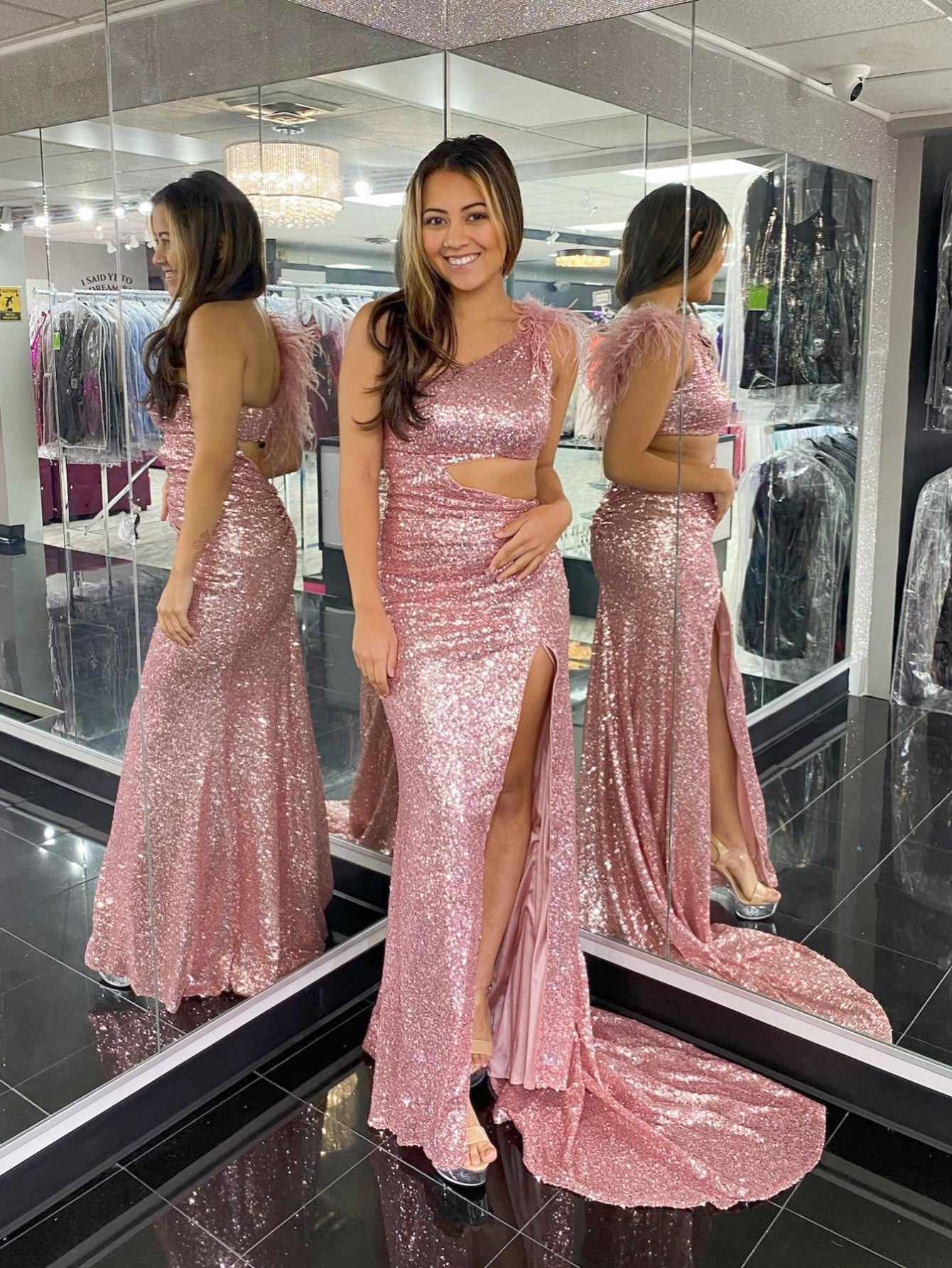 Vestido de sirena negro brillante único de un solo hombro para baile de graduación