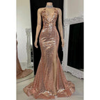 Superbe et charmante robe de soirée sirène à col en V et sans manches avec fente et paillettes