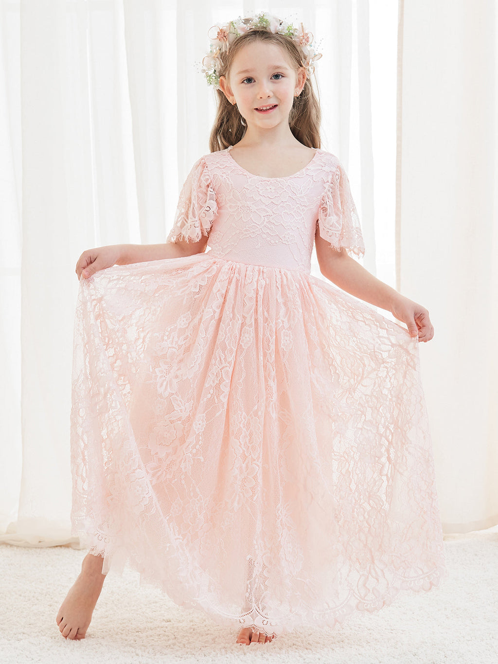Vestido boho de niña de las flores color marfil, corte en A, de encaje y largo hasta el tobillo 