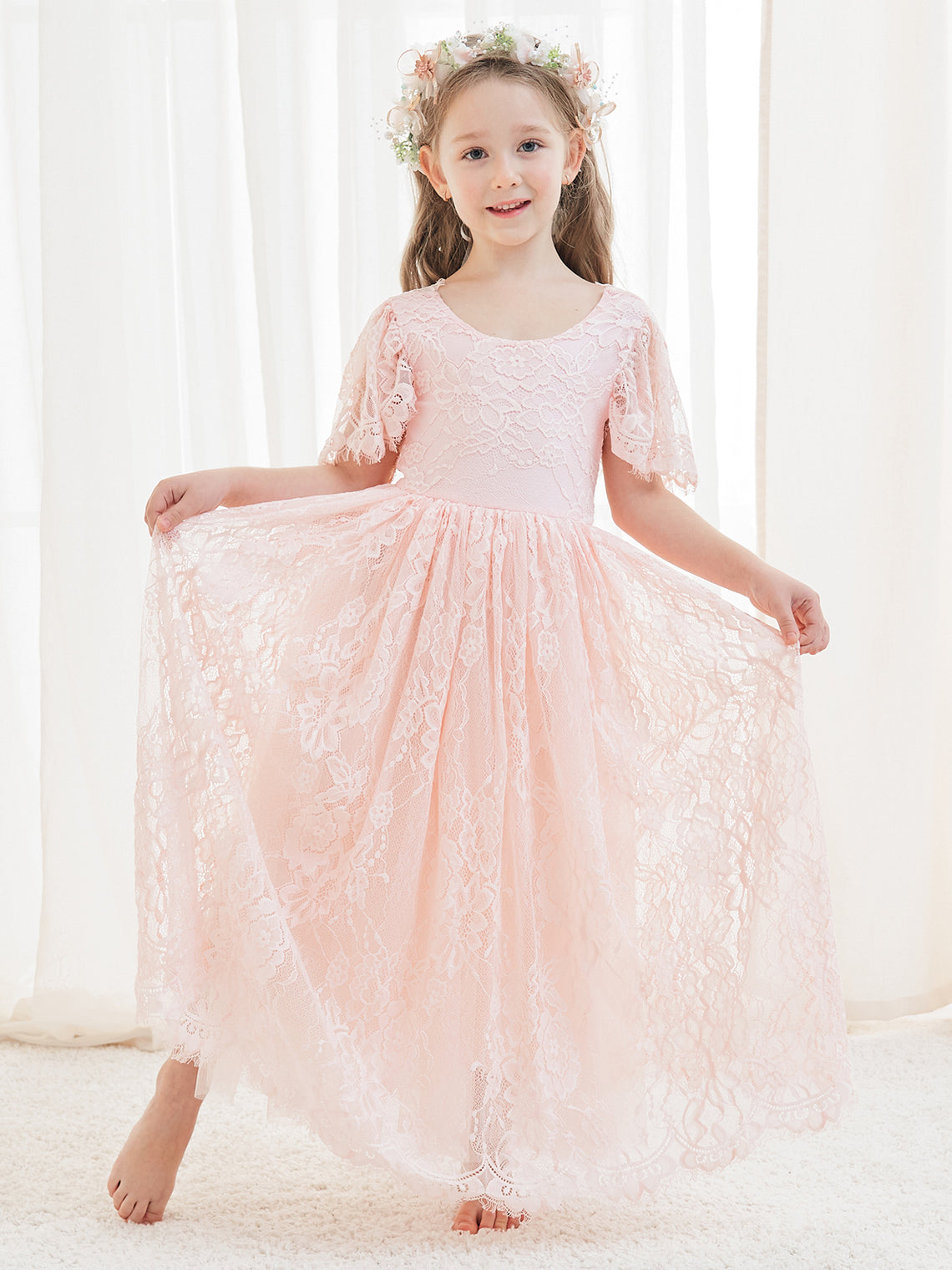 Vestido boho de niña de las flores color marfil, corte en A, de encaje y largo hasta el tobillo 