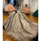 Robe de quinceañera argentée luxueuse à épaules dénudées, robe de bal argentée Y1157