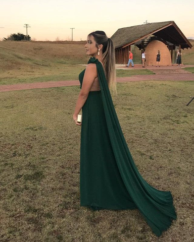 Vestido de noche verde de gasa con un solo hombro Y5774