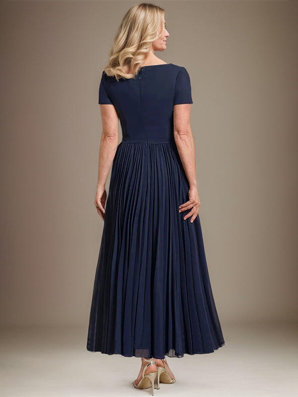 Vestido de gasa corte A, largo hasta el tobillo, para la madre de la novia, con pliegues. 