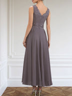 Vestido de corte A, escote en V, largo hasta el tobillo, de gasa, para la madre de la novia, con apliques de lentejuelas, encaje y pedrería.