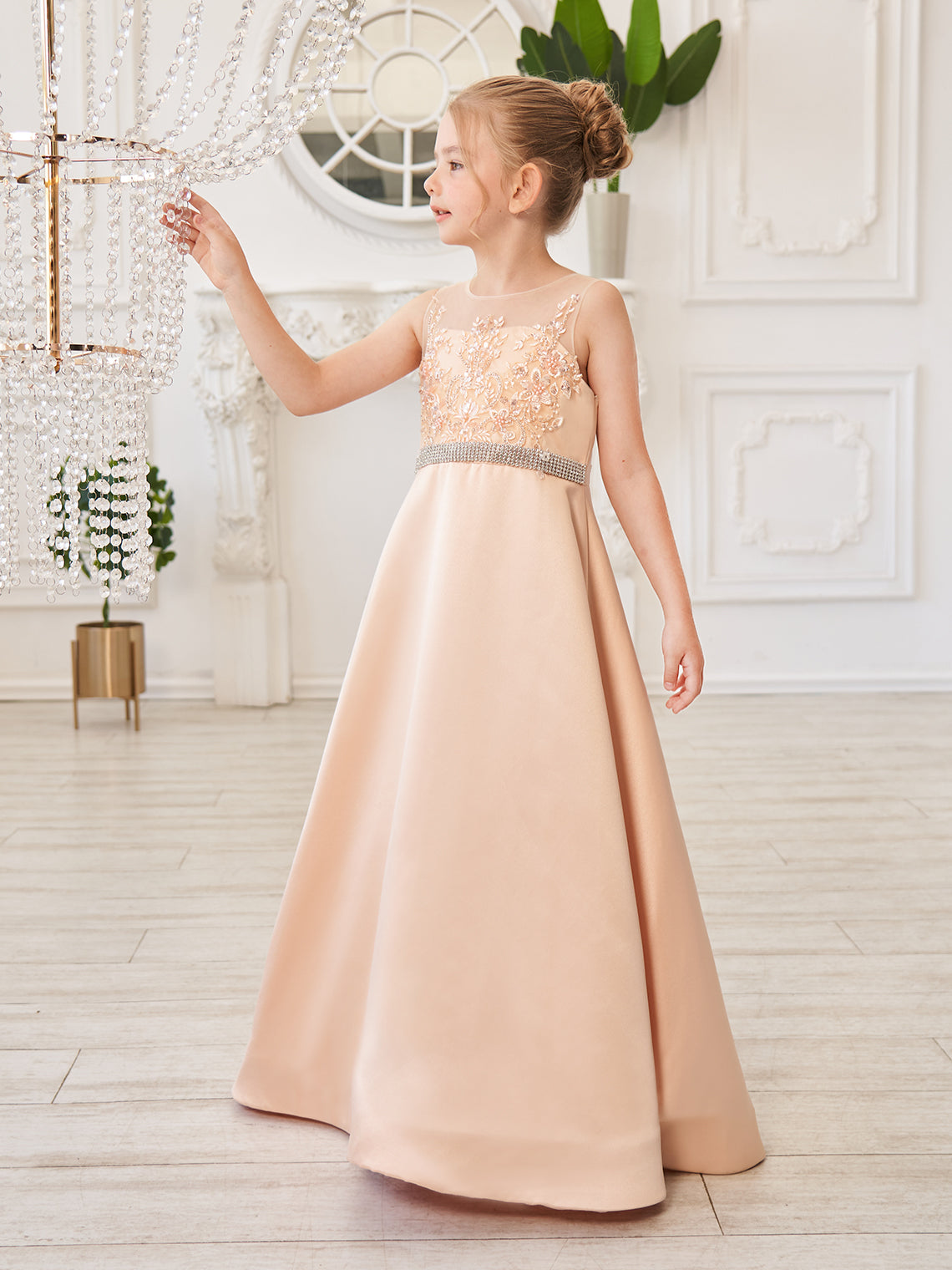 Vestido color champán de corte A con cola de tul satinado (010226776) 