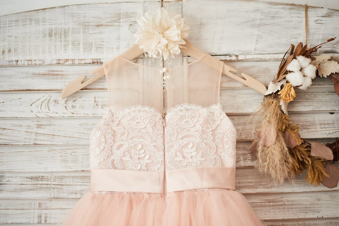 Vestido rosa de tul y encaje hasta la rodilla (2003227698) 