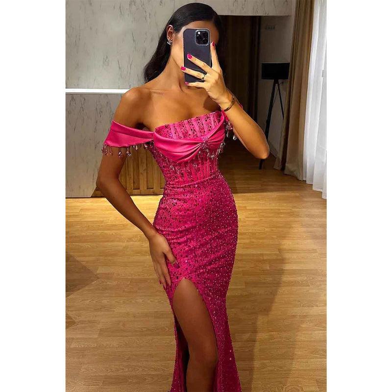 Vestido largo de fiesta de graduación con corte tubo/columna y hombros descubiertos con abertura lateral 