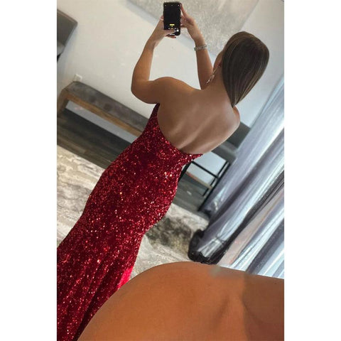 Robe de bal longue sans bretelles à paillettes et fente haute