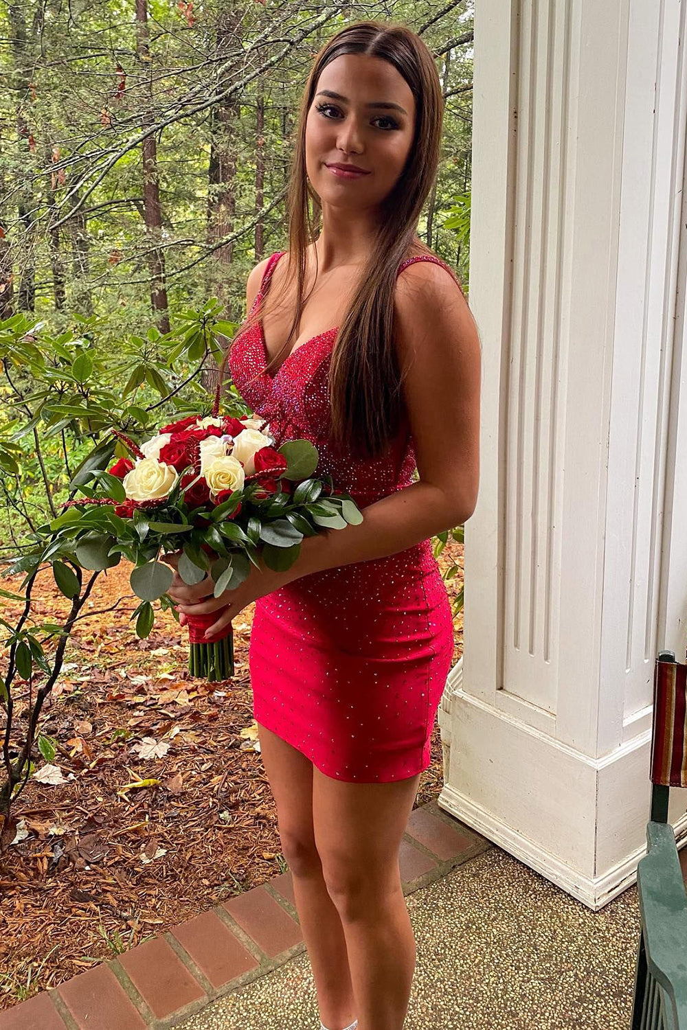 Vestido ajustado de tirantes finos para baile de bienvenida